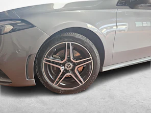 Fahrzeugbild MERCEDES-BENZ A 250 e AMG Line