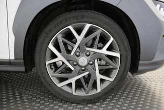 https://vehicle.imgix.net/4236356/e1a95a7d-ded5-423d-82bb-e98af14e498c.jpg