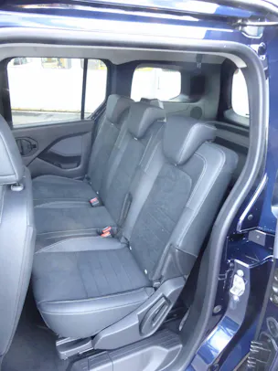 Mercedes-Benz Premium Plus Van S