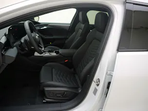 AUDI A6 e-tron Avant quattro S line