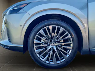 Lexus RX 450h+ Excellence