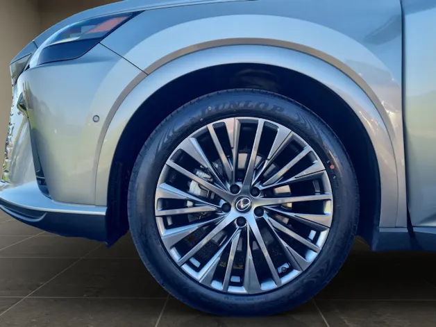 Lexus RX 450h+ Excellence