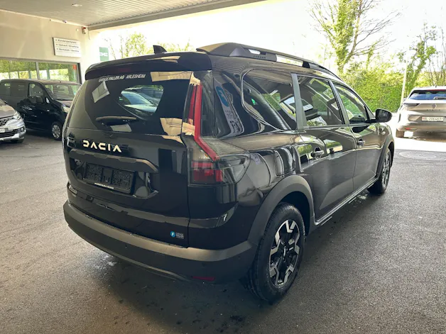 Dacia Jogger 1.8 Hybrid Journey 7P