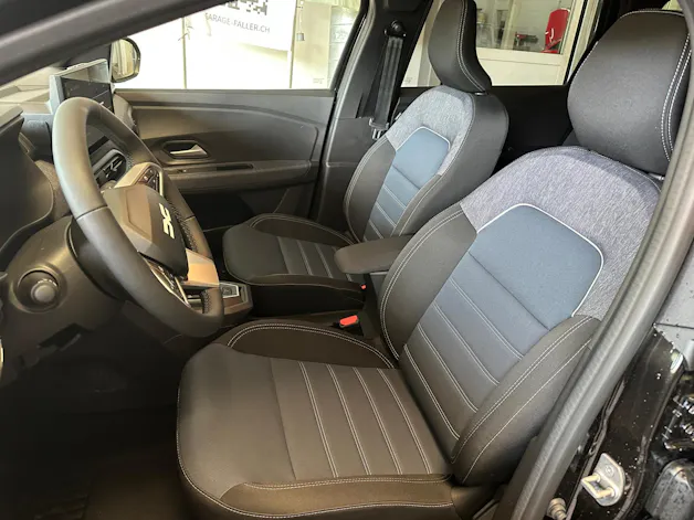 Dacia Jogger 1.8 Hybrid Journey 7P