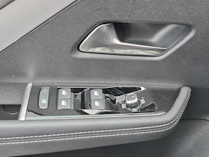 Fahrzeugbild OPEL Astra Sports Tourer 1.6 T PHEV 225 GSe / 0,9% Leasing bei Abschluss einer Protect Autoversicherung