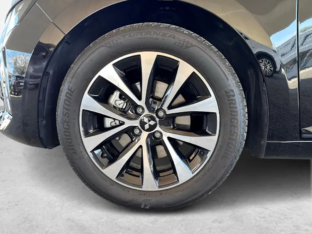 Mitsubishi Colt 1.6 HEV Invite+ / Jetzt mit attraktivem 1.9% Leasing!