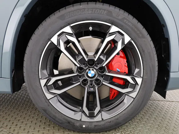 BMW X1 23i xDrive paddles