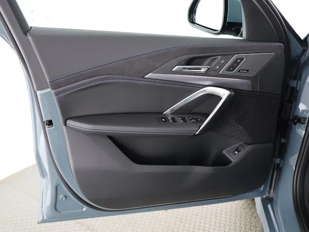 BMW X1 23i xDrive paddles