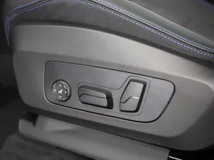 BMW X1 23i xDrive paddles