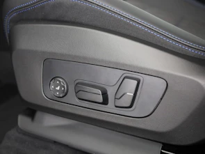 immagine del veicolo BMW X1 23i xDrive paddles