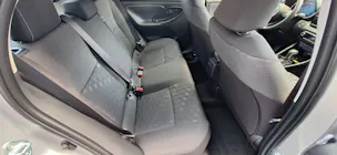 Toyota Yaris 1.5 VVT-i HSD Trend