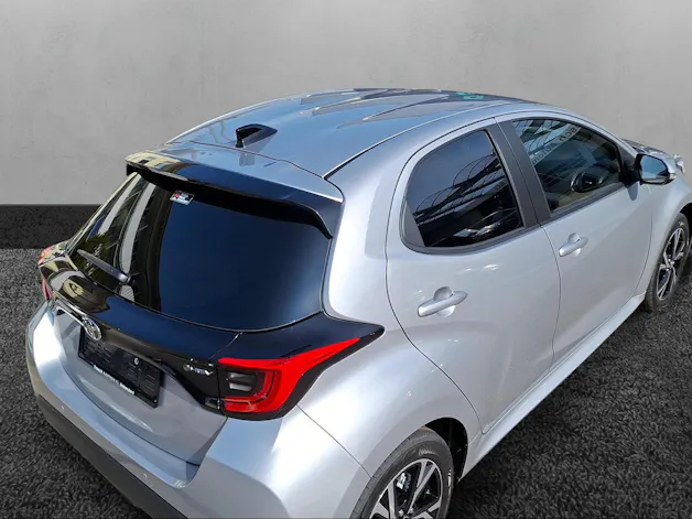 Toyota Yaris 1.5 VVT-i HSD Trend