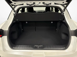 Fahrzeugbild LEXUS LBX 1.5 Hybrid Vibrant Edition AWD