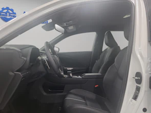 Fahrzeugbild LEXUS LBX 1.5 Hybrid Vibrant Edition AWD