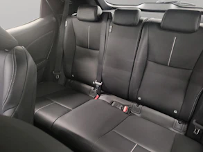 https://vehicle.imgix.net/4236627/df41f134-c7fd-4427-99a8-1b243bf3fd6a.jpg