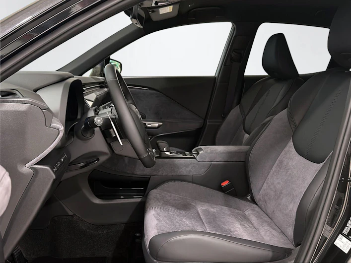 Fahrzeugbild LEXUS LBX