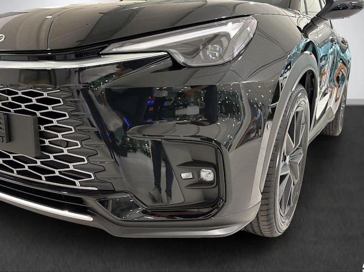 Fahrzeugbild LEXUS LBX