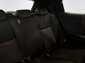 Fahrzeugbild LEXUS LBX 1.5 Hybrid Vibrant Edition AWD