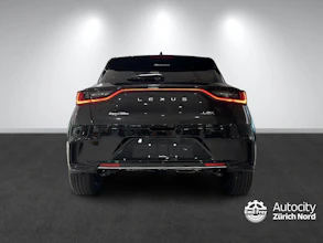 https://vehicle.imgix.net/4236639/8fce9b01-e885-44ac-ae06-6b06048912f1.jpg