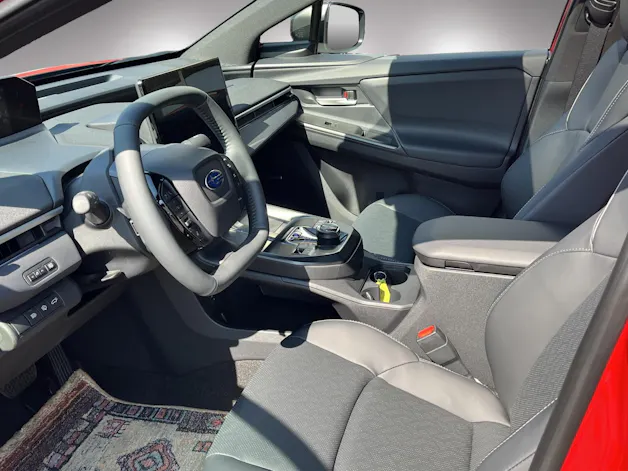 Subaru Solterra eV Luxury AWD