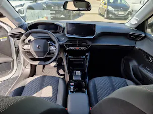 Peugeot 208 1.2 Hybrid Allure Premium