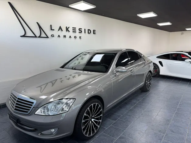 Mercedes-Benz S 500 V8 4matic