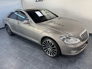 Mercedes-Benz S 500 V8 4matic