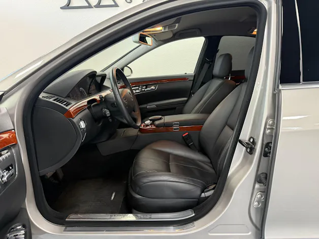 Mercedes-Benz S 500 V8 4matic