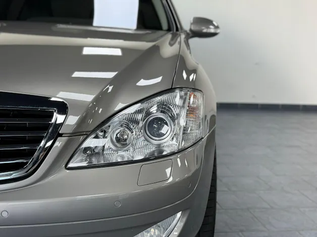 Mercedes-Benz S 500 V8 4matic