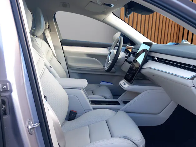Volvo ES90 Ultra