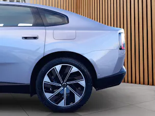 Volvo ES90 Ultra