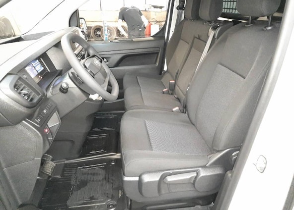 Fahrzeugbild 6 Fahrzeugbild 6