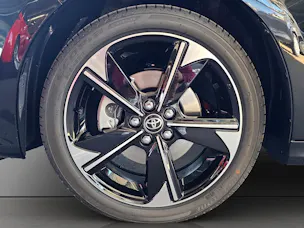 Toyota Yaris 1.5 VVT-i HSD Premium
