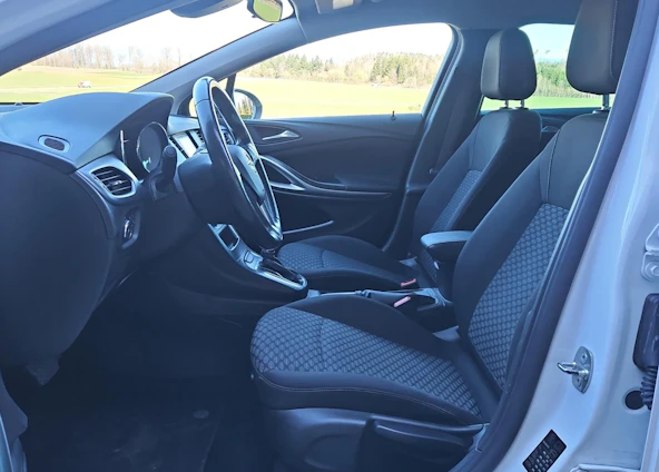 Fahrzeugbild 6 Fahrzeugbild 6