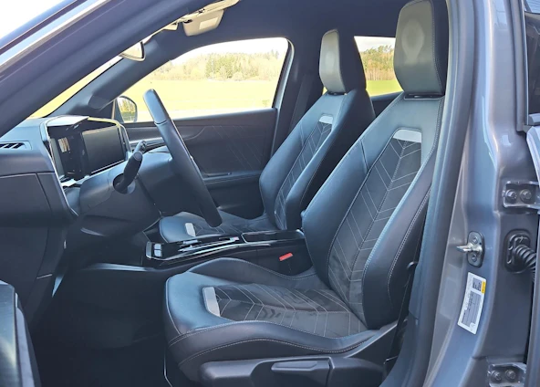 Fahrzeugbild 6 Fahrzeugbild 6