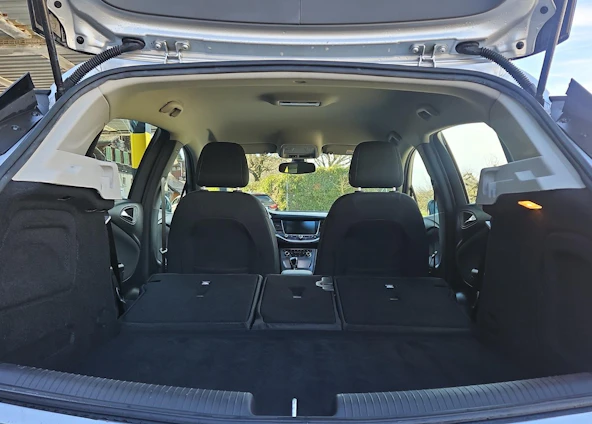 Fahrzeugbild 9 Fahrzeugbild 9