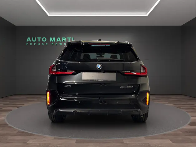BMW X1 20d xDrive paddles