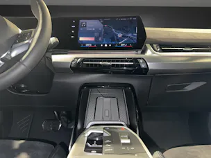 BMW X1 20d xDrive paddles