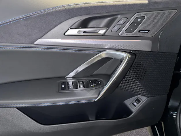BMW X1 20d xDrive paddles