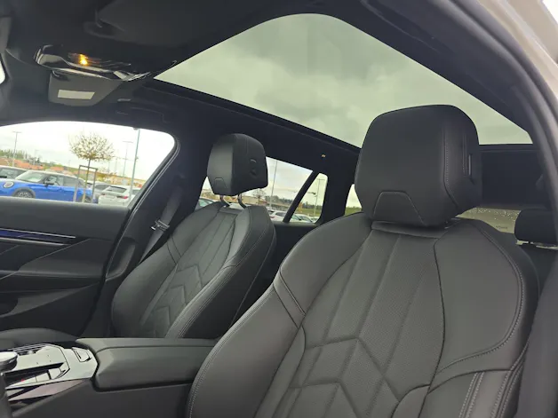 BMW 520d M Sport xDrive Touring G61 (CH) AHK 2.0T ** Action Leasing 1.9% **