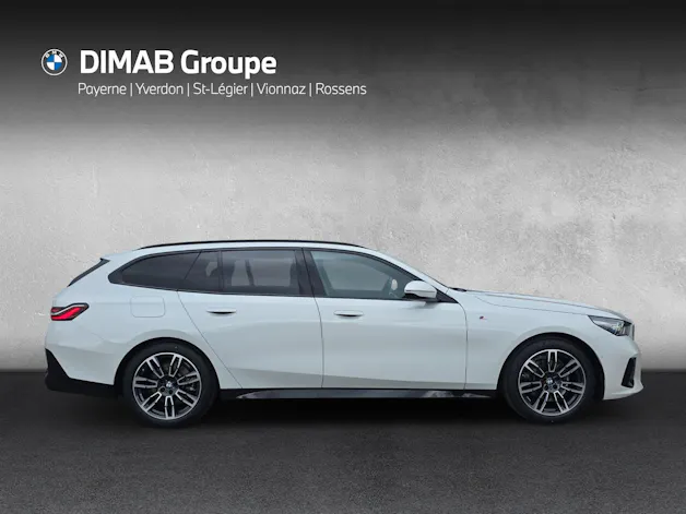 BMW 520d M Sport xDrive Touring G61 (CH) AHK 2.0T ** Action Leasing 1.9% **