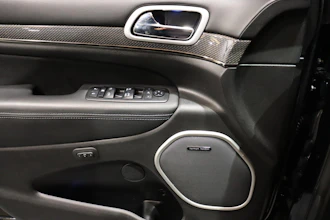 https://vehicle.imgix.net/4236958/b4dcd180-55b3-439a-80f9-b05eacb19937.JPG