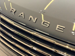 image du véhicule LAND ROVER Range Rover 3.0 I6 P550e SV