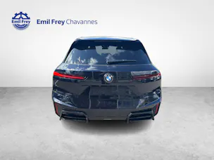 BMW iX xDrive60