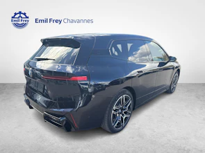 Fahrzeugbild BMW iX xDrive60