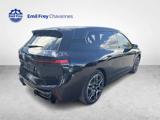 BMW iX xDrive60