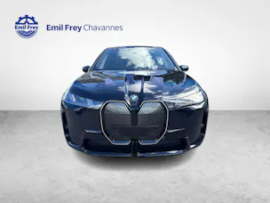 BMW iX xDrive60