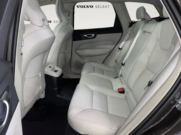 Volvo XC60 2.0 T6 TE Ultimate Dark eAWD