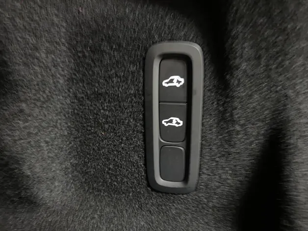 Volvo XC60 2.0 T6 TE Ultimate Dark eAWD