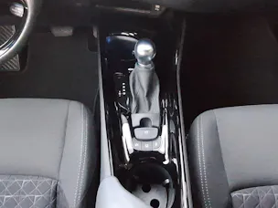 Toyota C-HR 2.0 VVTi HSD Trend